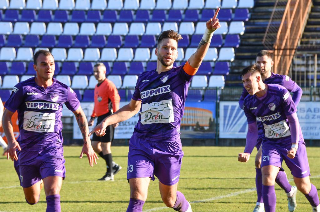 Békéscsaba 1912 Előre - Opus Tigáz Tatabánya 1-0 (1-0)