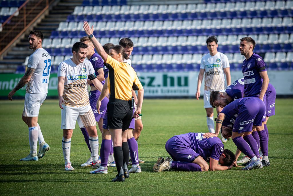 Békéscsaba 1912 Előre - Aqvital FC Csákvár 0-3 (0-1)