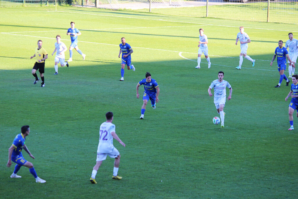 Tiszakécskei LC - Békéscsaba 1912 Előre 2-0 (1-0)